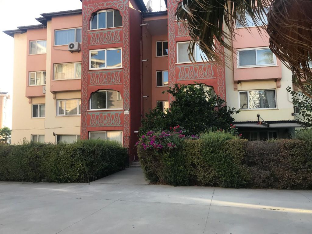 UYDUKENTTE BAHÇELİ DAİRE