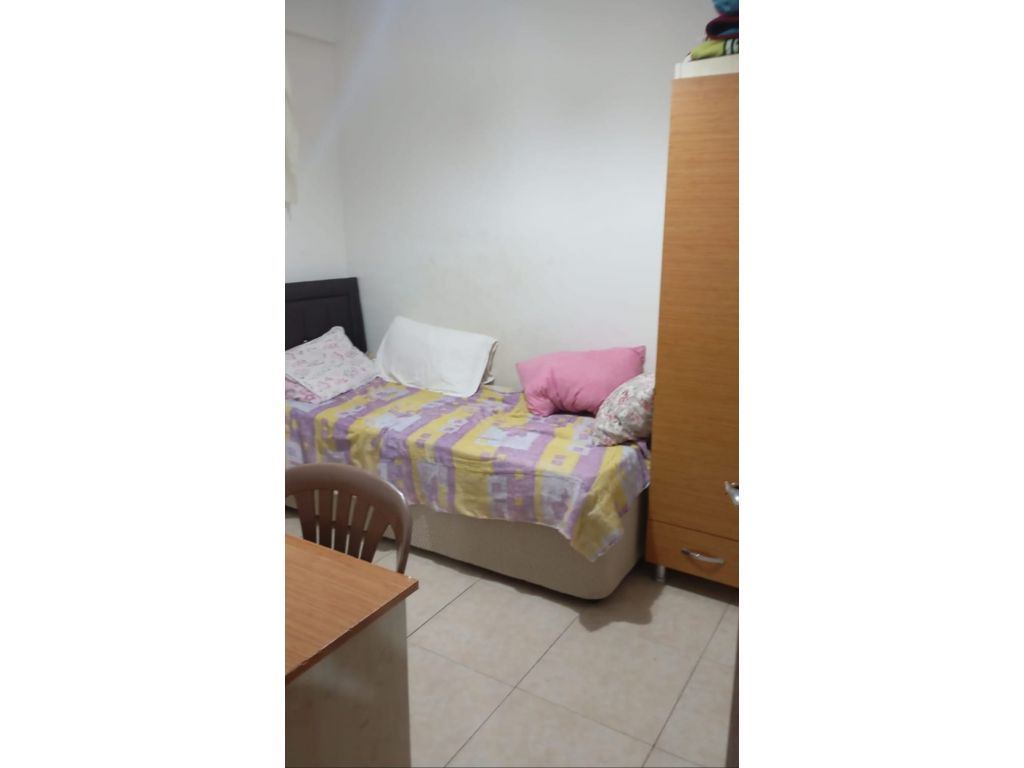 MKÜ KARŞISI EŞYALI DAİRE